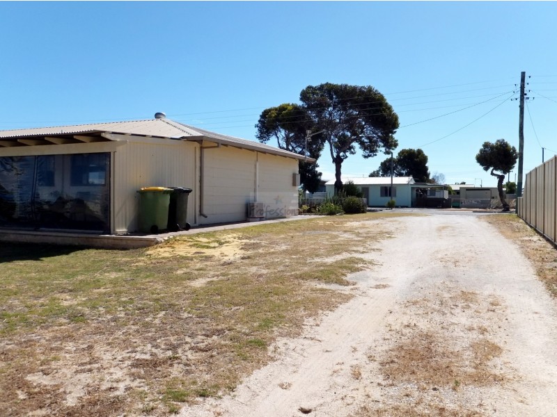 35 WARD STREET, Jurien Bay WA 6516