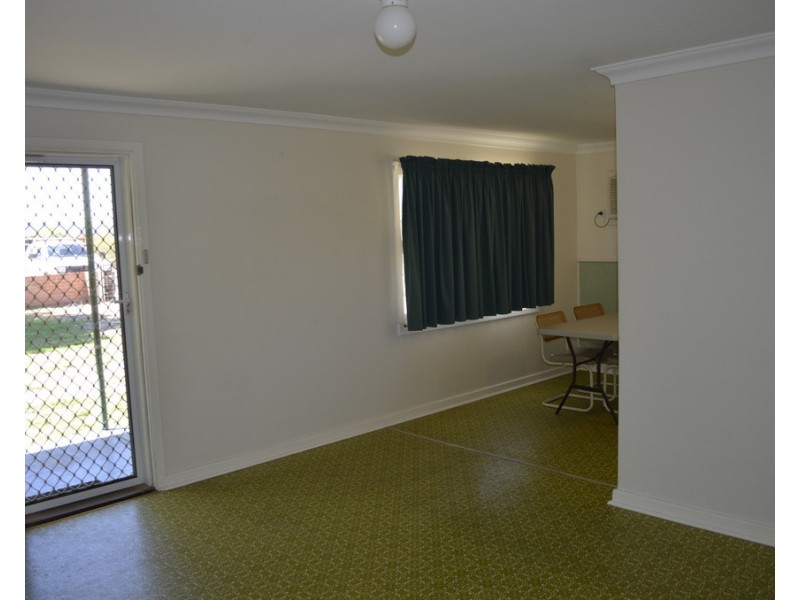 4 Padbury Street, Jurien Bay WA 6516