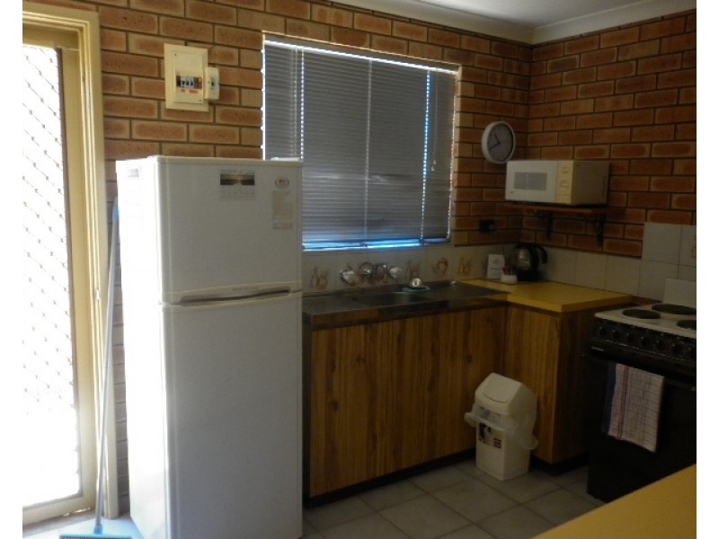 Unit 8, 36 Nairn Street, Leeman WA 6514