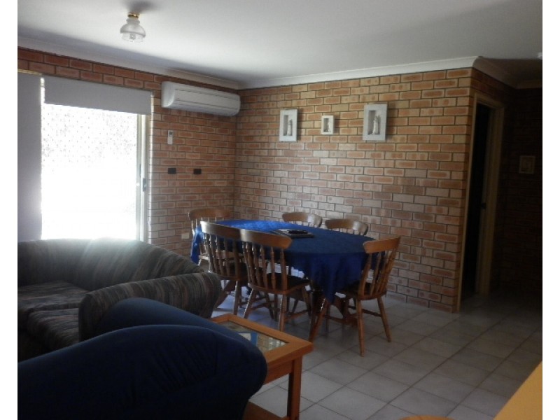 Unit 8, 36 Nairn Street, Leeman WA 6514