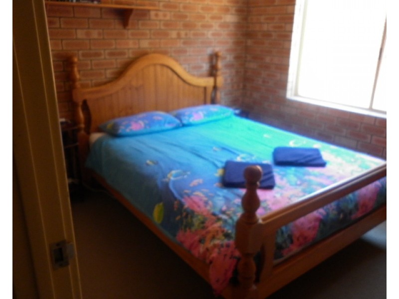 Unit 8, 36 Nairn Street, Leeman WA 6514