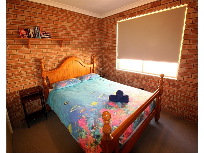 Unit 8, 36 Nairn Street, Leeman WA 6514