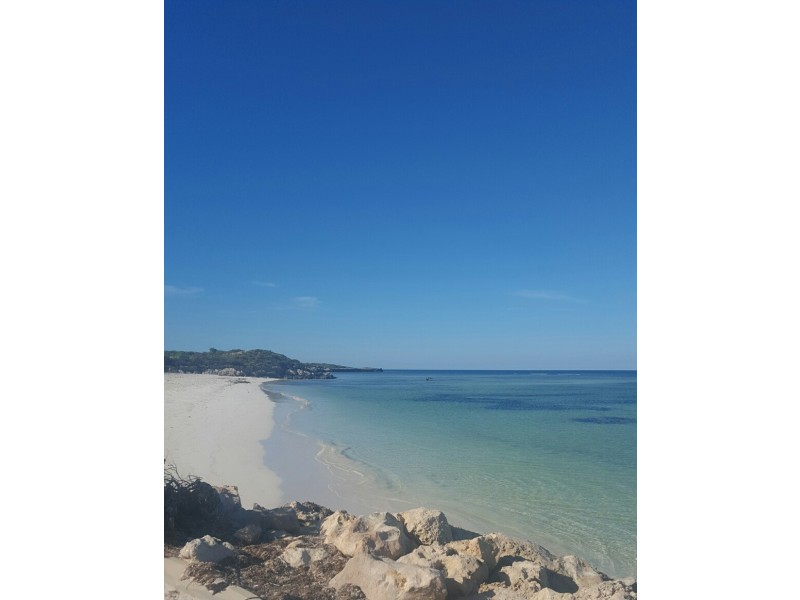 16 Whiteman St, Green Head WA 6514