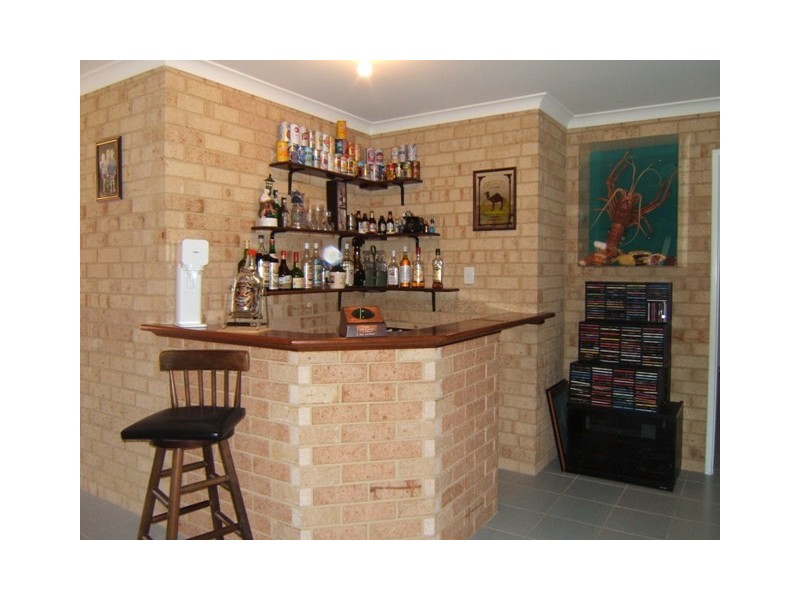 20 Shearwater Drive, Jurien Bay WA 6516