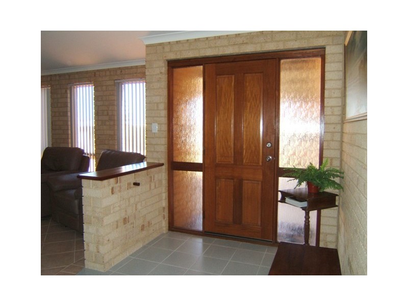 20 Shearwater Drive, Jurien Bay WA 6516