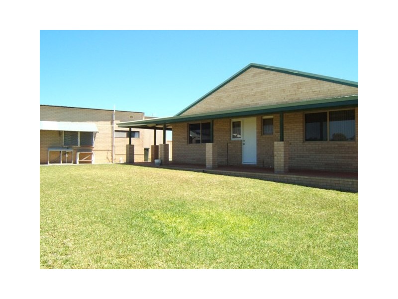 20 Shearwater Drive, Jurien Bay WA 6516