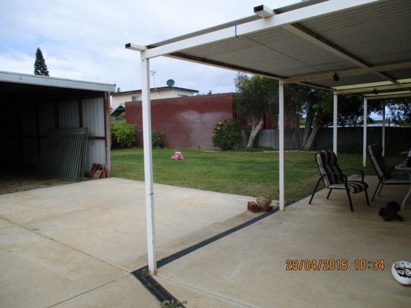 21 Lindsay Street, Jurien Bay WA 6516