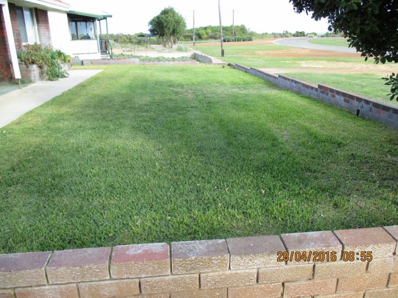 21 Lindsay Street, Jurien Bay WA 6516