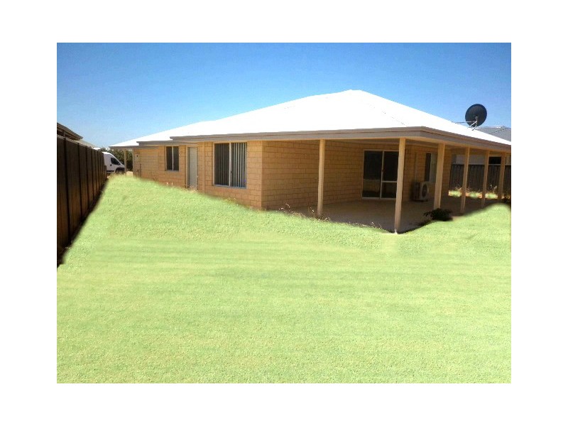 5 Pethick Loop, Green Head WA 6514