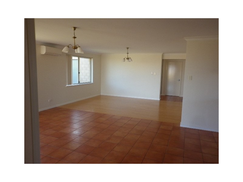 6 Meelup Drive, Jurien Bay WA 6516