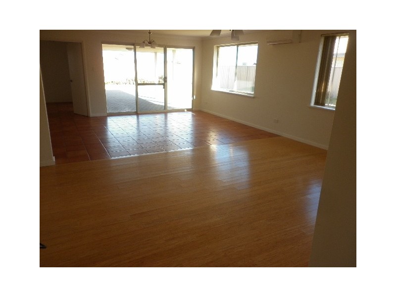 6 Meelup Drive, Jurien Bay WA 6516