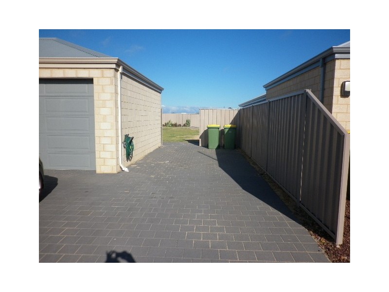 6 Meelup Drive, Jurien Bay WA 6516