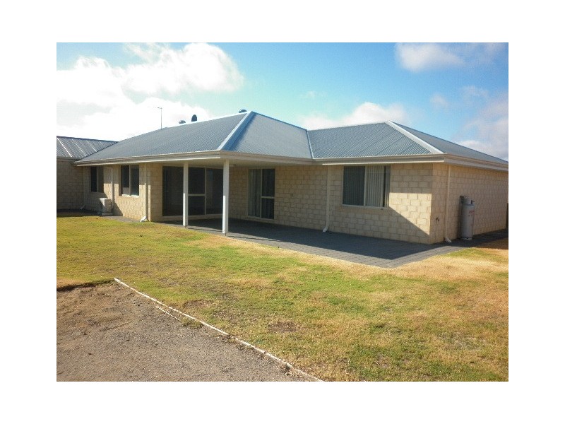 6 Meelup Drive, Jurien Bay WA 6516