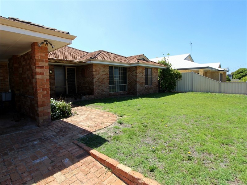 7 Shearwater Drive, Jurien Bay WA 6516