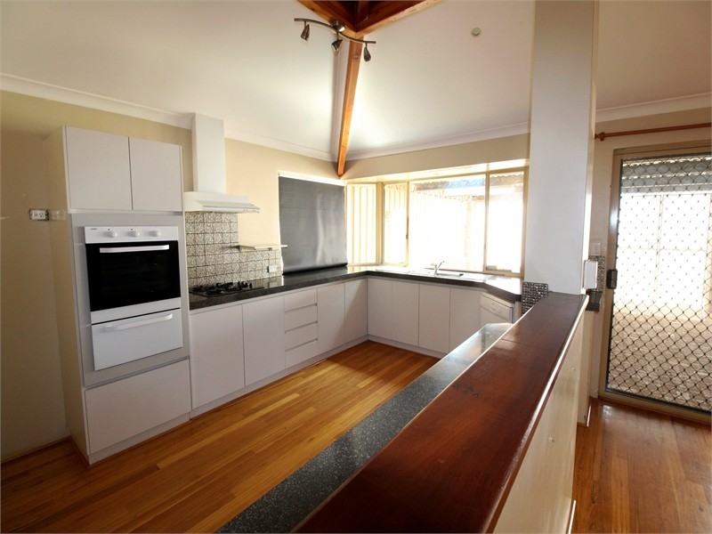 7 Shearwater Drive, Jurien Bay WA 6516