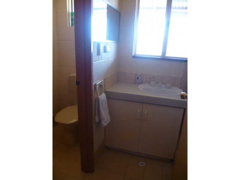 4 Bingham St, Green Head WA 6514