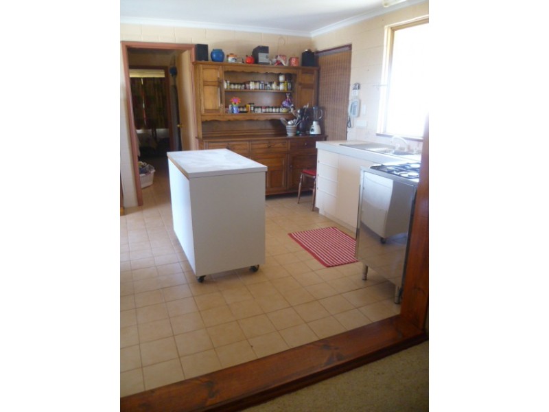 4 Bingham St, Green Head WA 6514