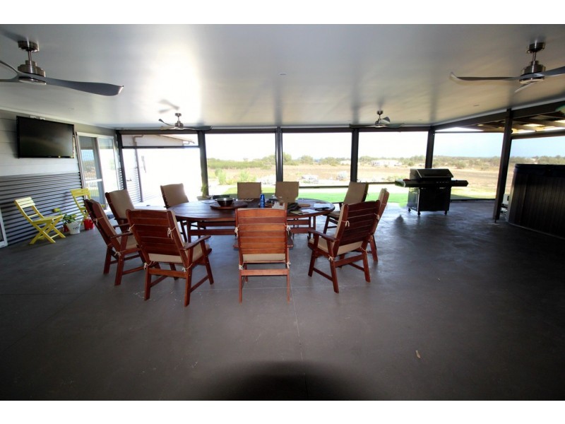 235 Geronimo Crescent, Jurien Bay WA 6516