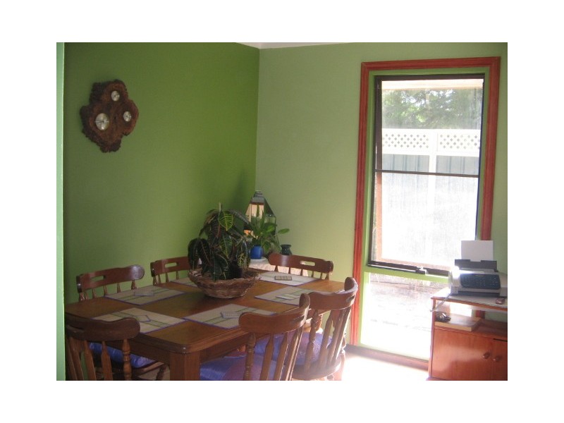 16 THOMAS STREET, Leeman WA 6514