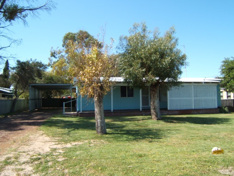 3 BATT STREET, Jurien Bay WA 6516