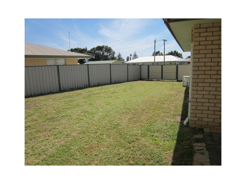 8A Elizabeth Street, Jurien Bay WA 6516