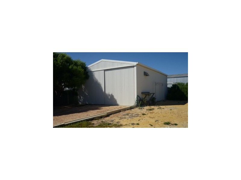 L533 (6) Williams Place, Green Head WA 6514