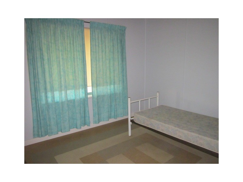 L533 (6) Williams Place, Green Head WA 6514