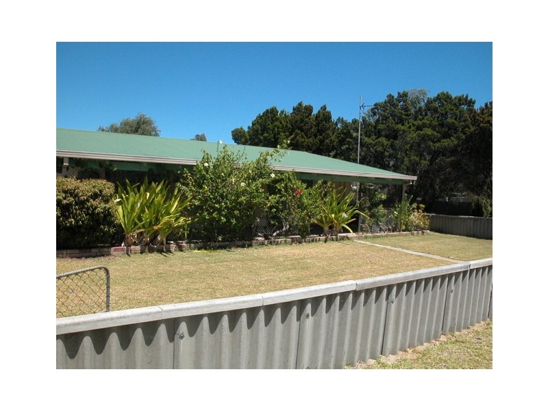 16 CAMERON STREET, Jurien Bay WA 6516