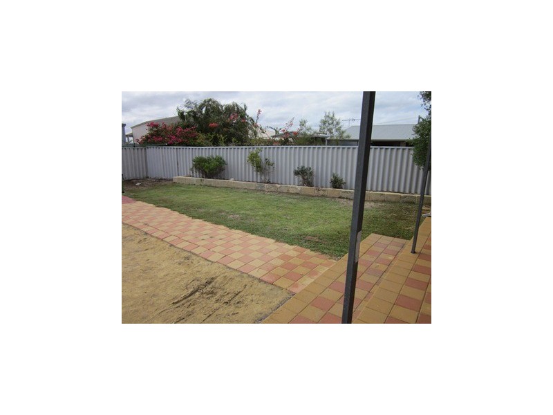 23 Agonis Street, Leeman WA 6514