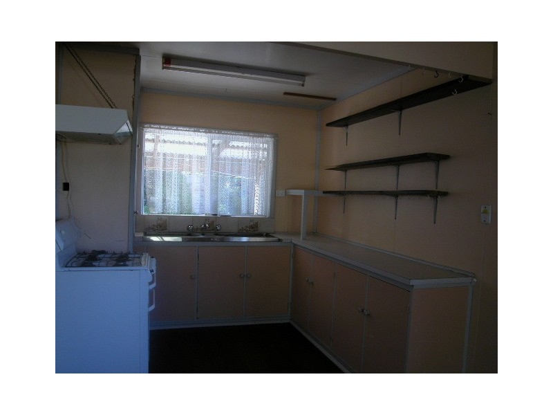 27 Sandland Street, Jurien Bay WA 6516