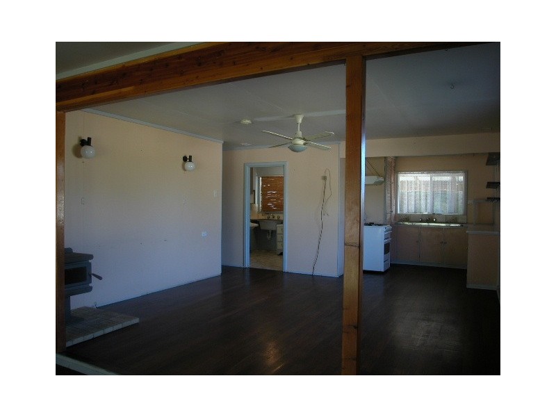 27 Sandland Street, Jurien Bay WA 6516