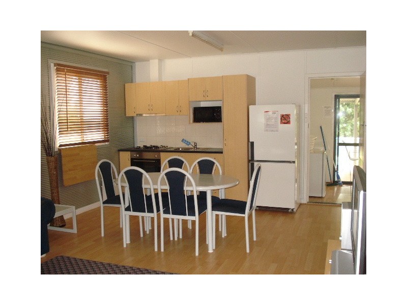 10 Hamersley Street, Jurien Bay WA 6516