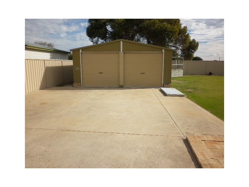39 Whitlock Corner, Jurien Bay WA 6516