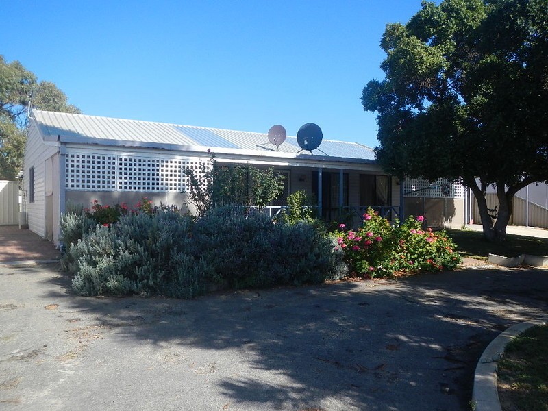 10 Mitchell Street, Green Head WA 6514