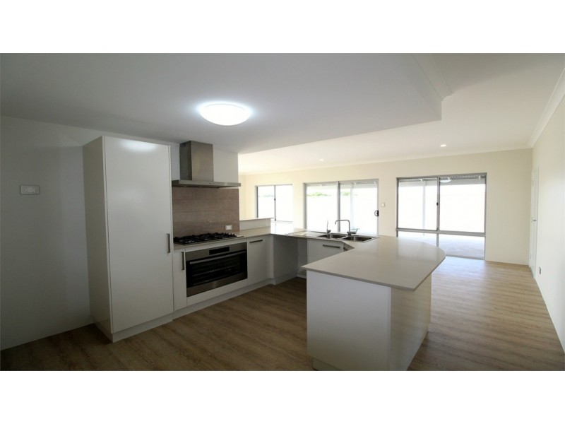 35 Hamelin Avenue, Jurien Bay WA 6516