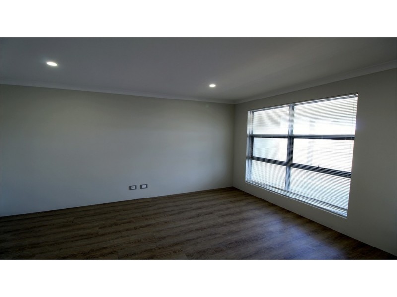 35 Hamelin Avenue, Jurien Bay WA 6516