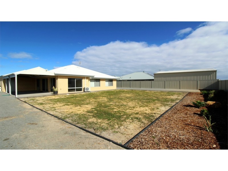 35 Hamelin Avenue, Jurien Bay WA 6516