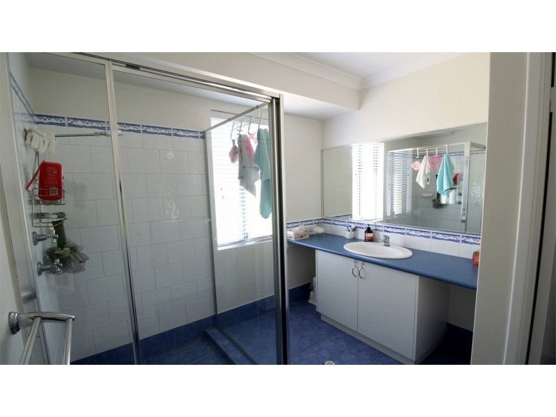 5 Crusoe Crescent, Jurien Bay WA 6516