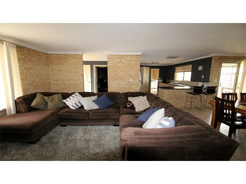 28 Caladenia Way, Jurien Bay WA 6516