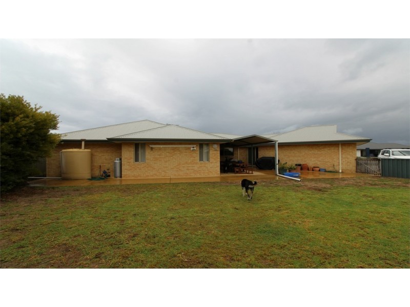 28 Caladenia Way, Jurien Bay WA 6516