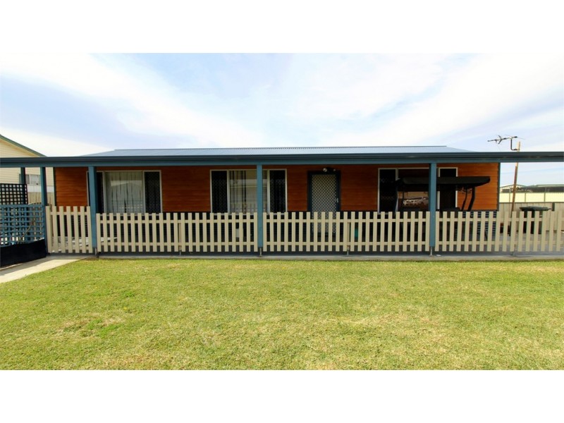 17 Ward Street, Jurien Bay WA 6516