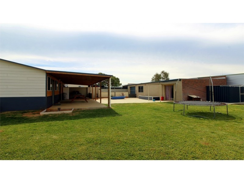 17 Ward Street, Jurien Bay WA 6516