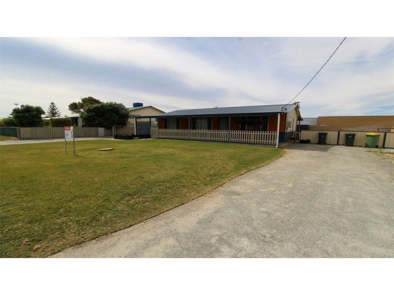17 Ward Street, Jurien Bay WA 6516