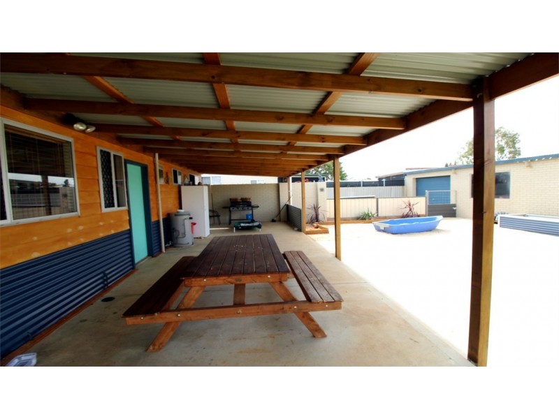 17 Ward Street, Jurien Bay WA 6516