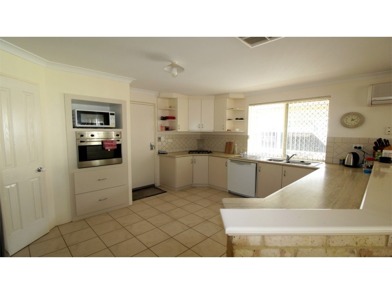 6 Sheoak Grove, Jurien Bay WA 6516