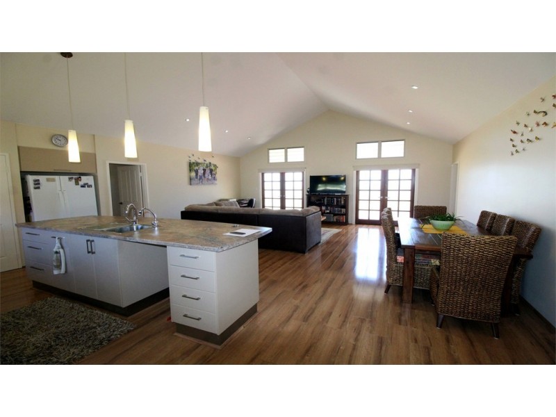 1 Dryandra Boulevard, Jurien Bay WA 6516