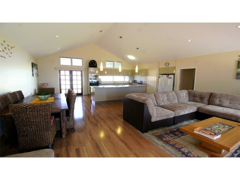 1 Dryandra Boulevard, Jurien Bay WA 6516