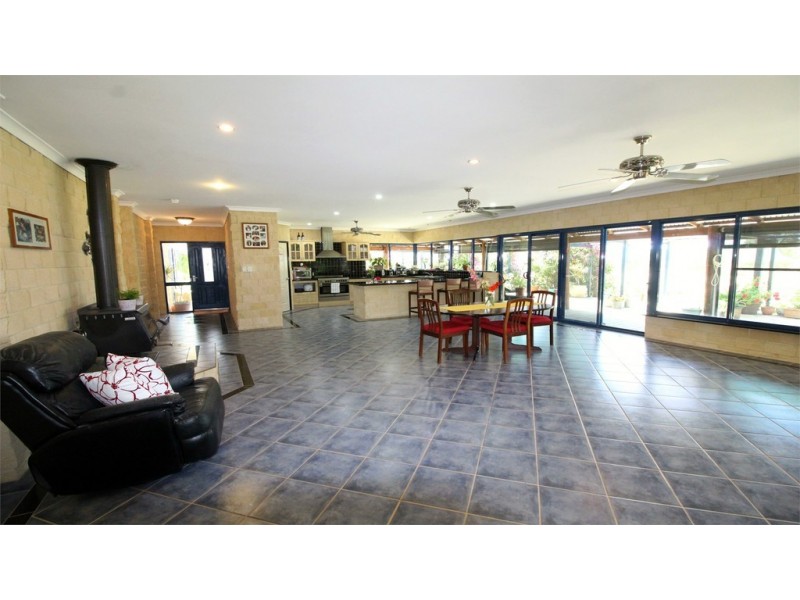 132 Flying Foam Way, Jurien Bay WA 6516