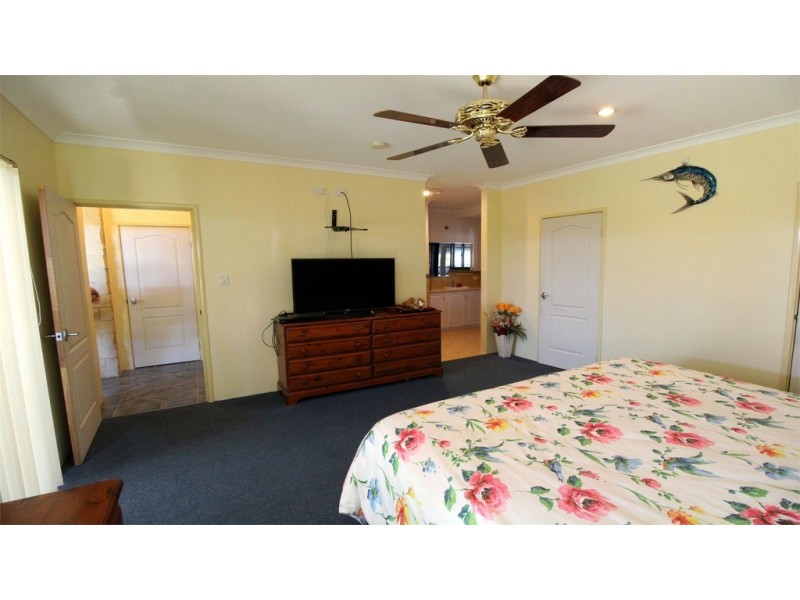 132 Flying Foam Way, Jurien Bay WA 6516