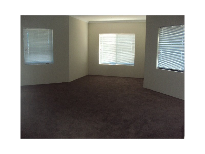 2 Lily Way, Jurien Bay WA 6516